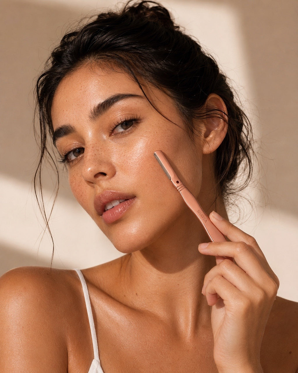 Reusable Facial Razor - Rose Gold